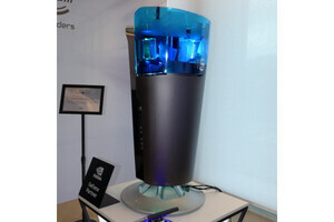 COMPUTEX TAIPEI 2025 - まるで魔法使い? スティックを振って開閉するIN WINの巨大ケース「ChronoMancy」